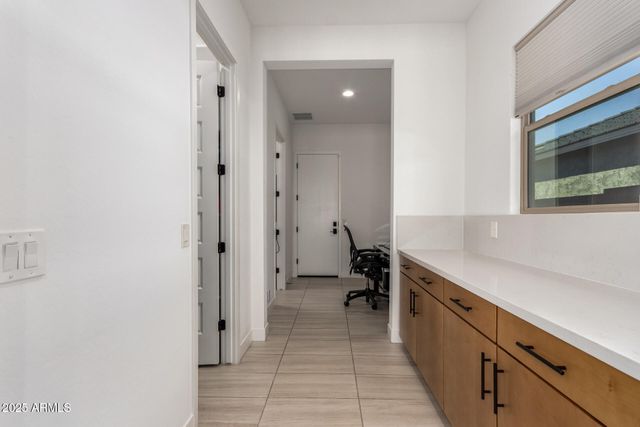 3420 E Harwell Road, Phoenix, AZ 85042