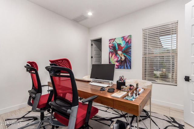 3420 E Harwell Road, Phoenix, AZ 85042