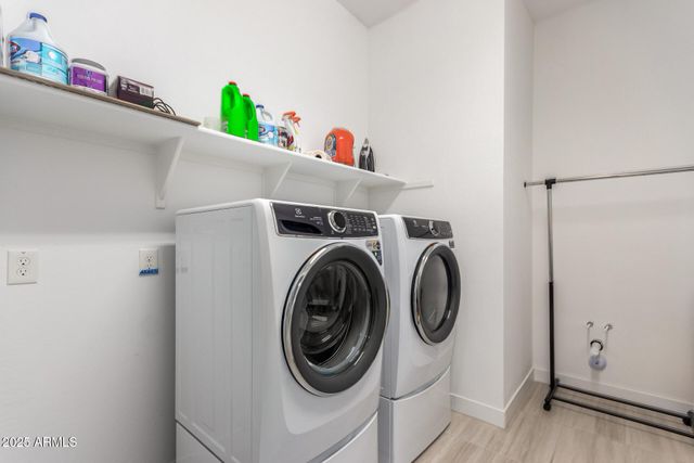 3420 E Harwell Road, Phoenix, AZ 85042