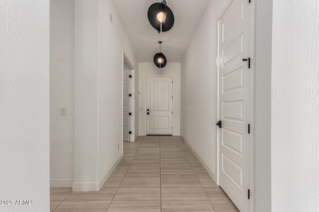 3420 E Harwell Road, Phoenix, AZ 85042