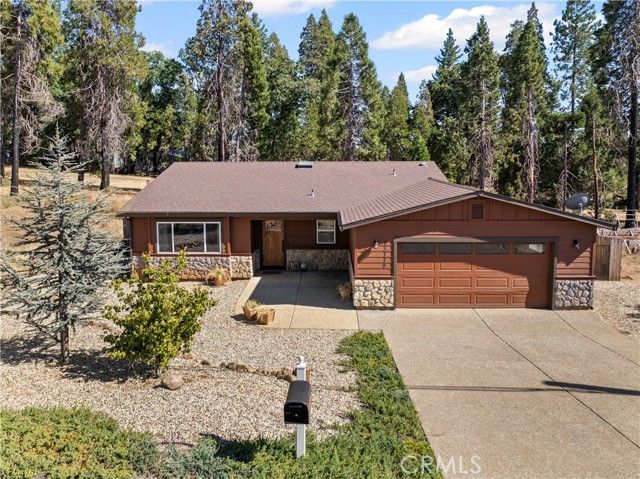 13770 West Park Drive, Magalia, CA 95954