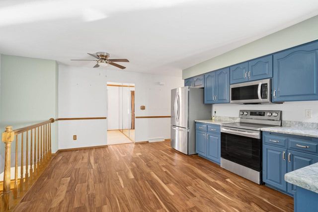 4980 Steeple DRIVE, Greendale, WI 53129