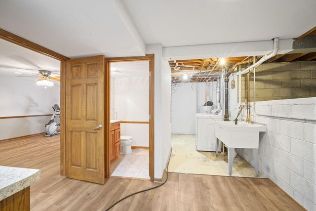 4980 Steeple DRIVE, Greendale, WI 53129