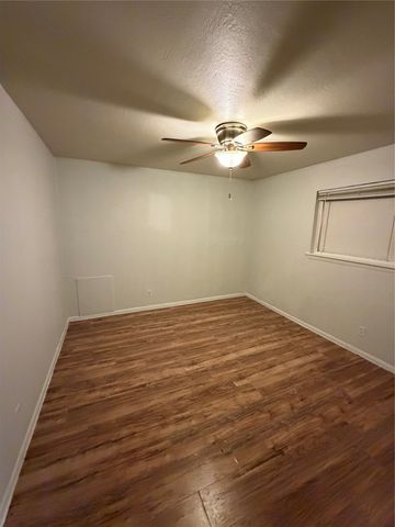 230 Starr Street 202, Dallas, TX 75203