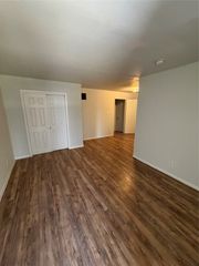 230 Starr Street 202, Dallas, TX 75203