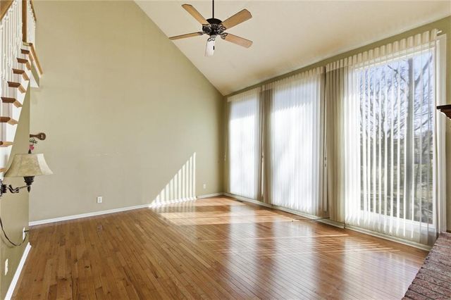 1033 Oxford Court, Leavenworth, KS 66048