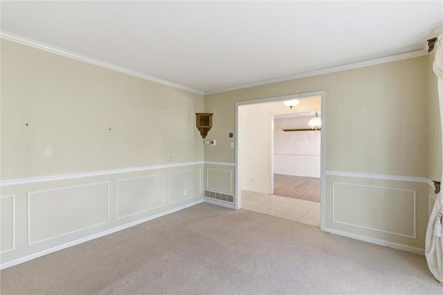 1033 Oxford Court, Leavenworth, KS 66048