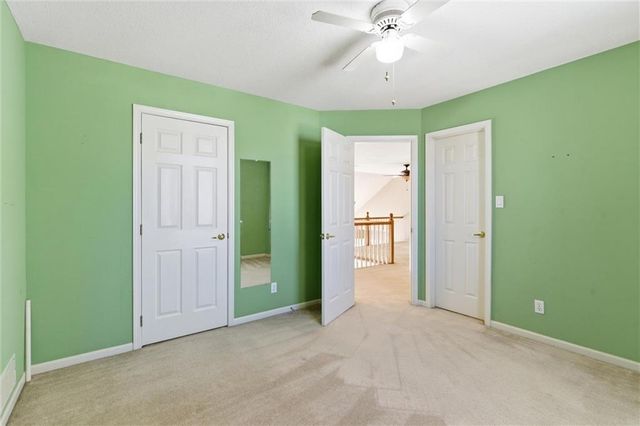 1033 Oxford Court, Leavenworth, KS 66048