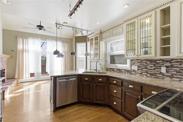 1033 Oxford Court, Leavenworth, KS 66048