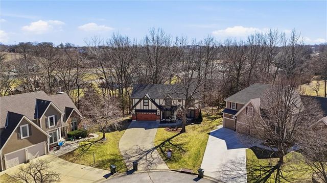 1033 Oxford Court, Leavenworth, KS 66048