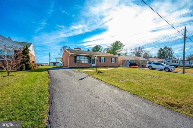 370 DAYCOTAH AVE, Hagerstown, MD 21740