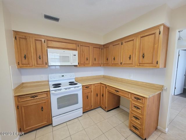 738 Oak Avenue, Panama City, FL 32401