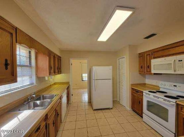 738 Oak Avenue, Panama City, FL 32401