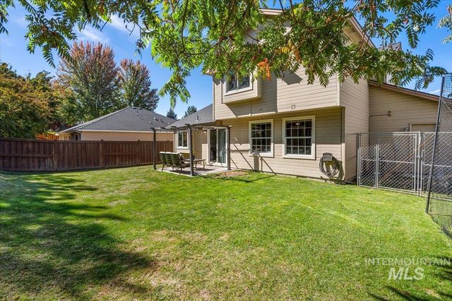 4510 N Bright Angel Ave, Meridian, ID 83646