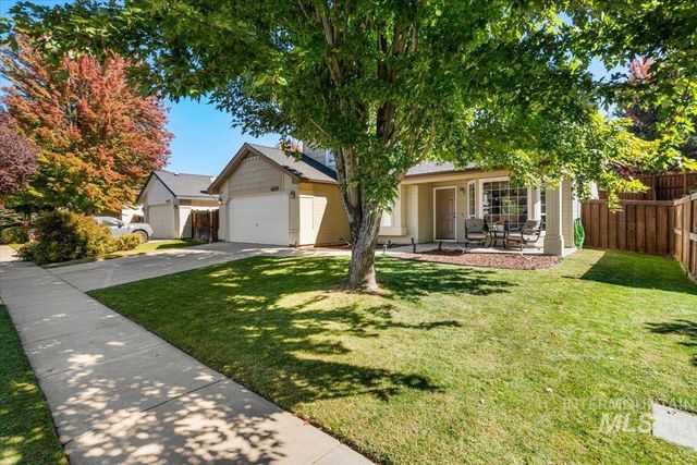 4510 N Bright Angel Ave, Meridian, ID 83646