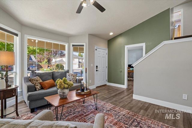 4510 N Bright Angel Ave, Meridian, ID 83646