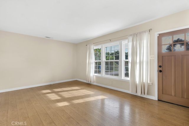 15115 Leadwell, Van Nuys, CA 91405