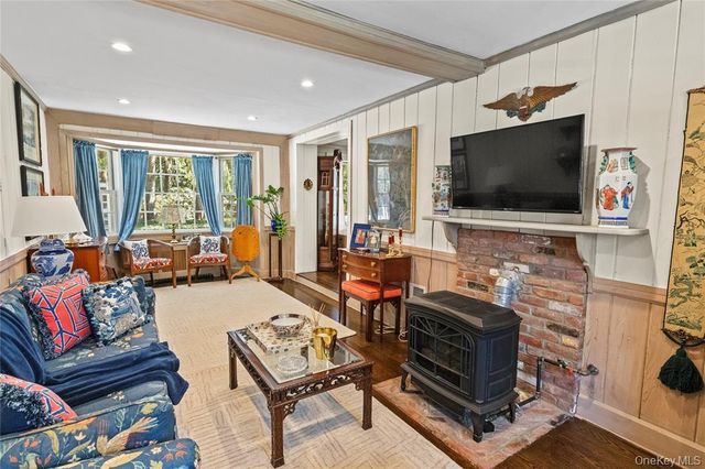 87 Piping Rock Road, Old Brookville, NY 11545