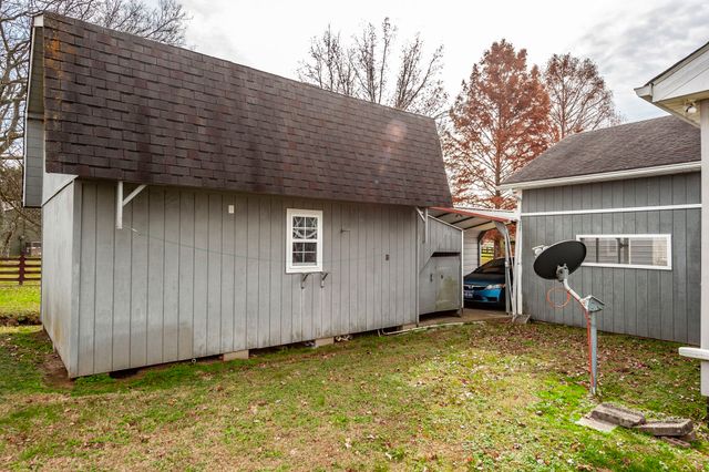 103 Kenwood Dr, Portland, TN 37148