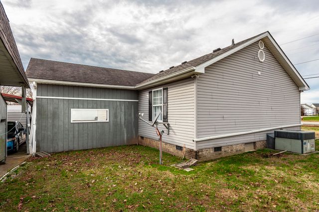 103 Kenwood Dr, Portland, TN 37148