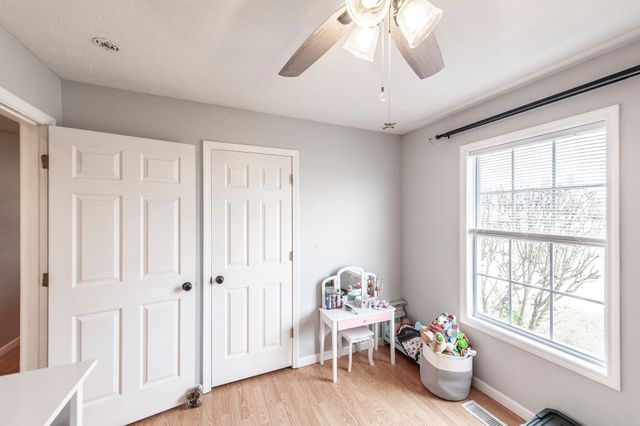 103 Kenwood Dr, Portland, TN 37148