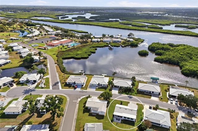 3905 JOYCE DRIVE, Bradenton, FL 34208