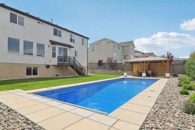 146 E BALTIC RUSH AVE, Saratoga Springs, UT 84045