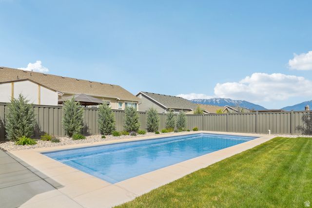146 E BALTIC RUSH AVE, Saratoga Springs, UT 84045