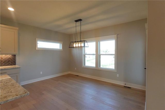 12725 N Champanel Way, Platte City, MO 64079