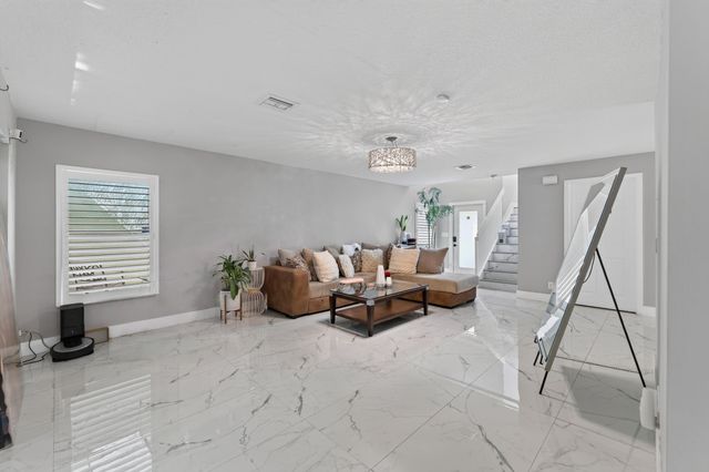 6544 Adriatic Way, Greenacres, FL 33413
