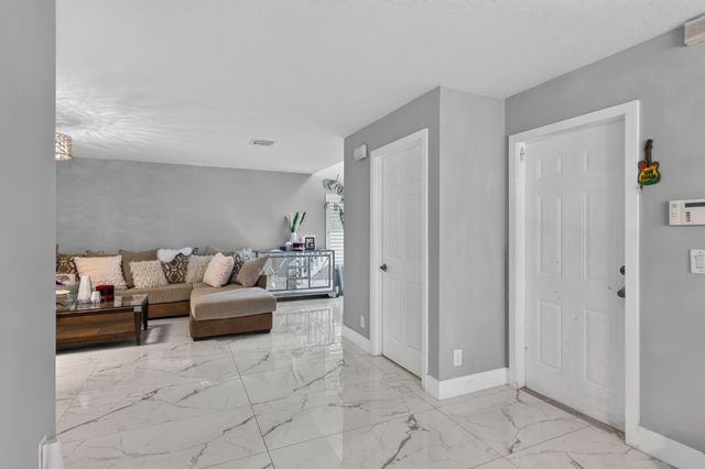 6544 Adriatic Way, Greenacres, FL 33413