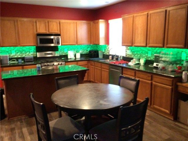 1752 Campanella, Perris, CA 92571