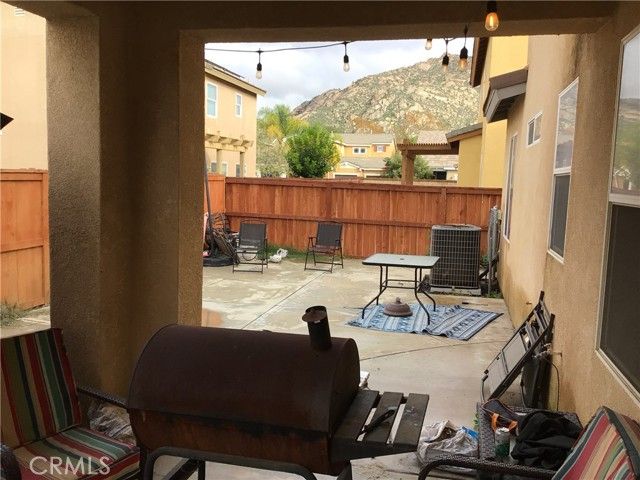 1752 Campanella, Perris, CA 92571