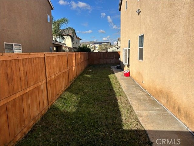 1752 Campanella, Perris, CA 92571