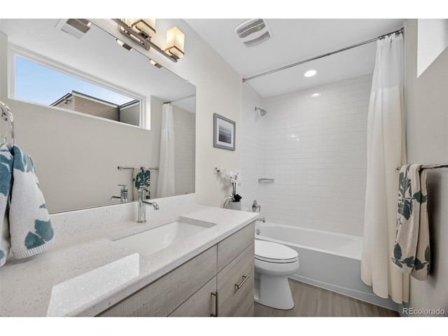 2411 California St, Denver, CO 80205