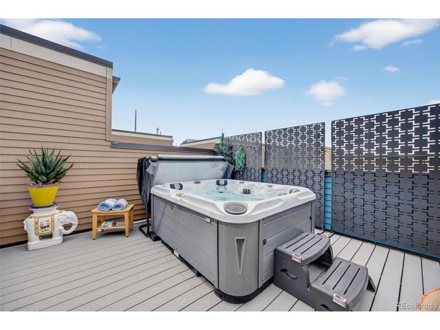 2411 California St, Denver, CO 80205