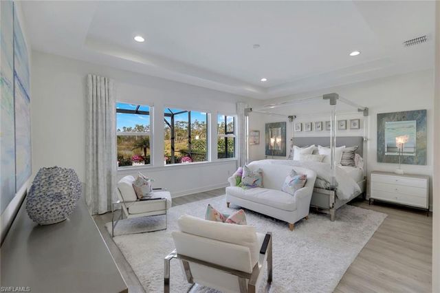 6245 Negril Isle DR, Naples, FL 34113