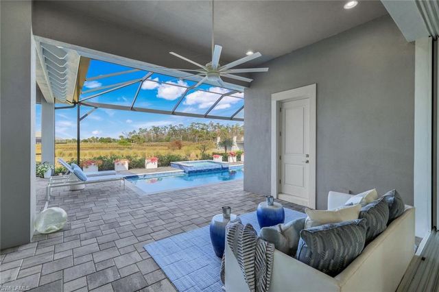 6245 Negril Isle DR, Naples, FL 34113