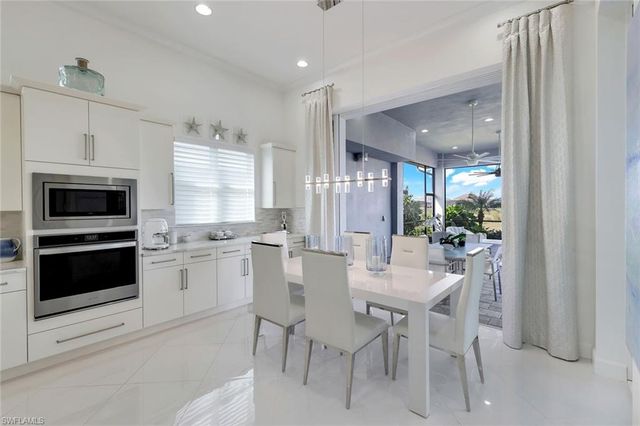 6245 Negril Isle DR, Naples, FL 34113