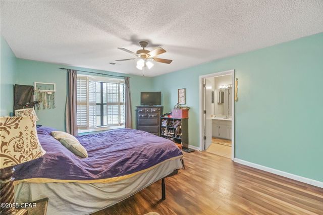 5232 Woodgate Way, Marianna, FL 32446