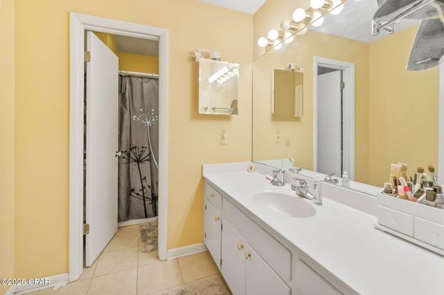 5232 Woodgate Way, Marianna, FL 32446