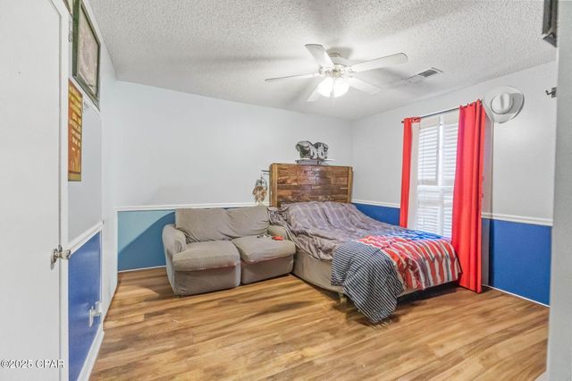 5232 Woodgate Way, Marianna, FL 32446