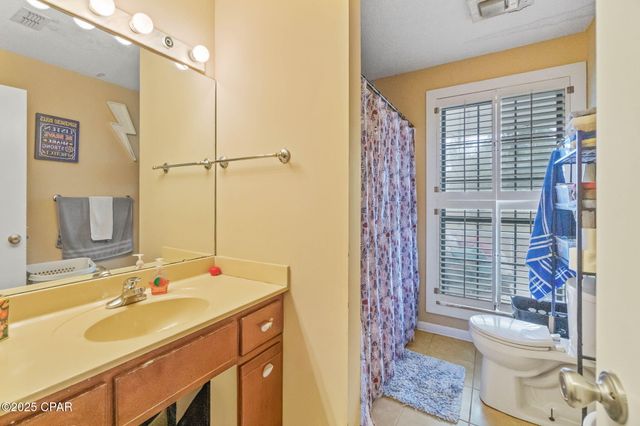 5232 Woodgate Way, Marianna, FL 32446