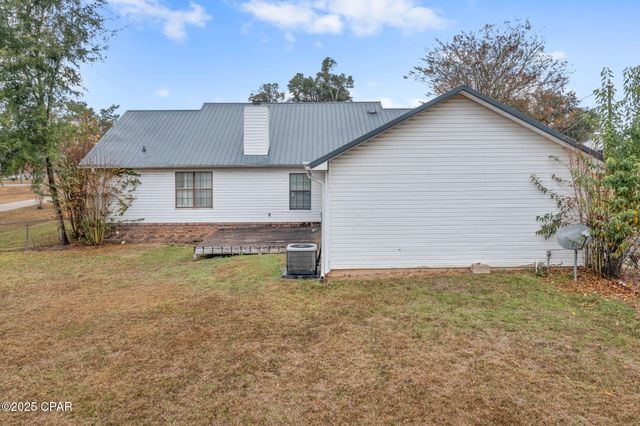 5232 Woodgate Way, Marianna, FL 32446