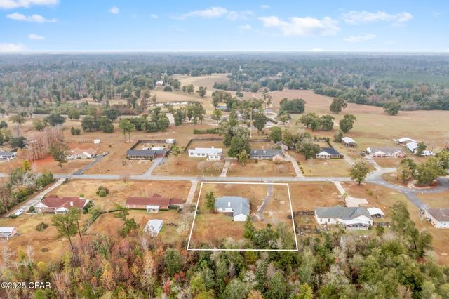 5232 Woodgate Way, Marianna, FL 32446