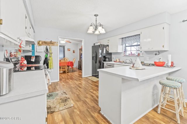 5232 Woodgate Way, Marianna, FL 32446