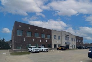 1501 Boyson Sq Drive 203, Hiawatha, IA 52233