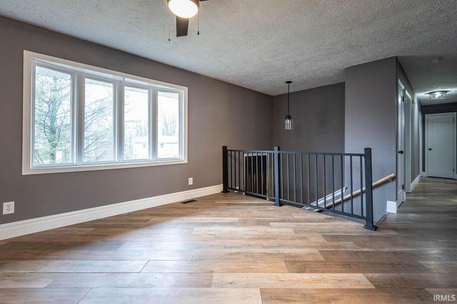 635 N Robin Drive, Ellettsville, IN 47429