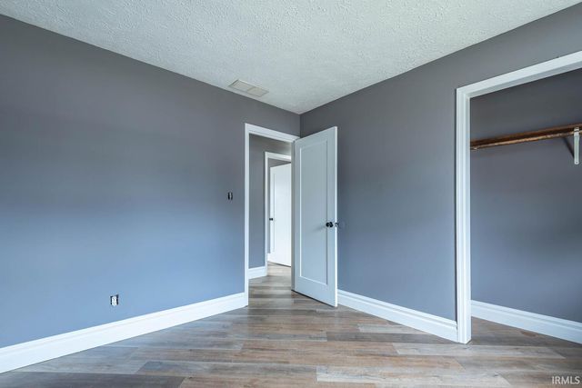 635 N Robin Drive, Ellettsville, IN 47429