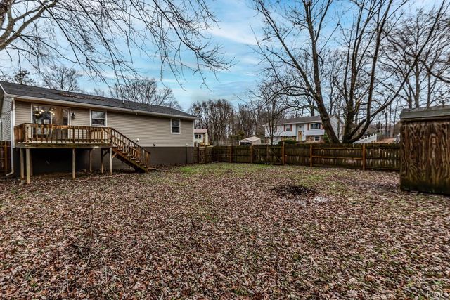 635 N Robin Drive, Ellettsville, IN 47429